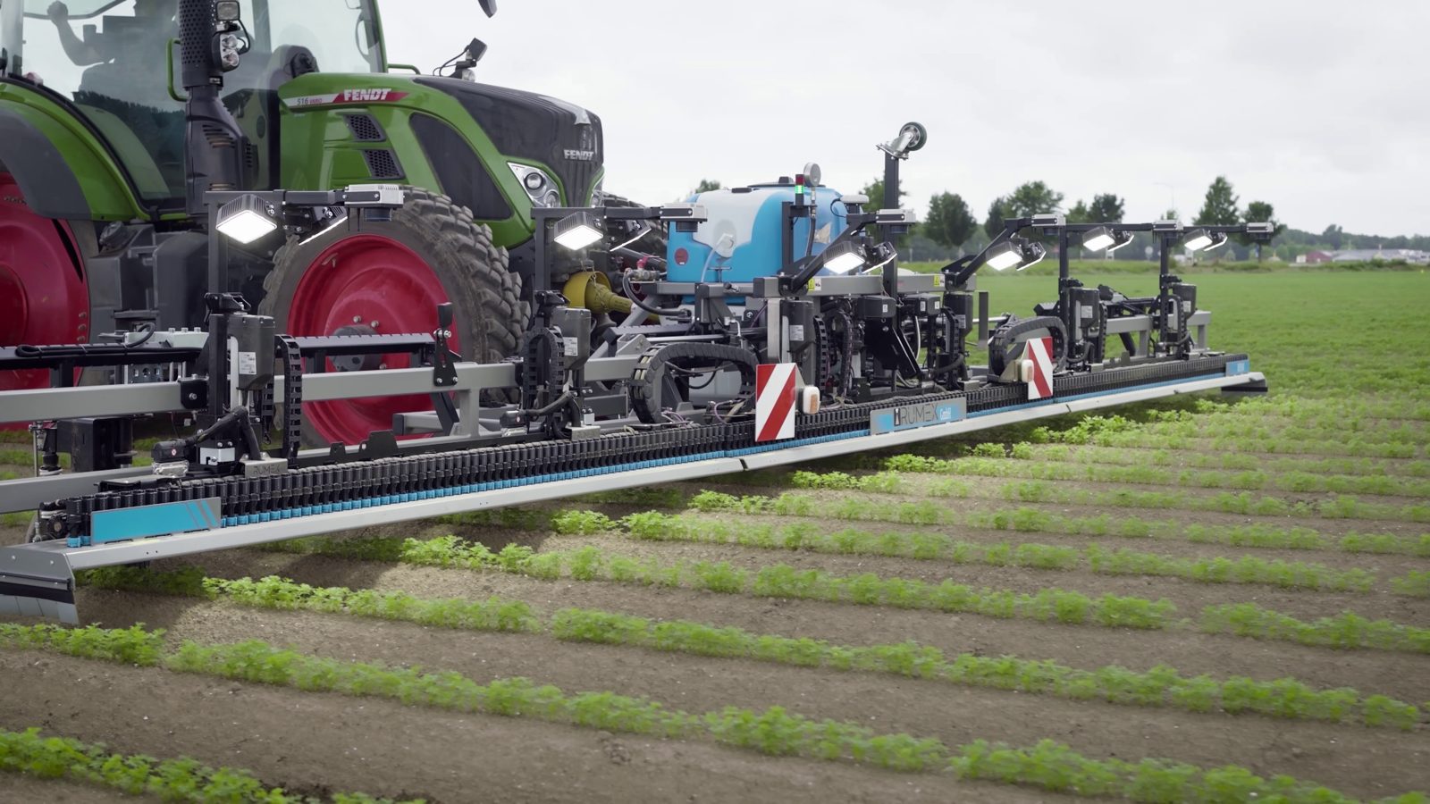 RUMEX RXF900 traitant plante par plante en maraîchage